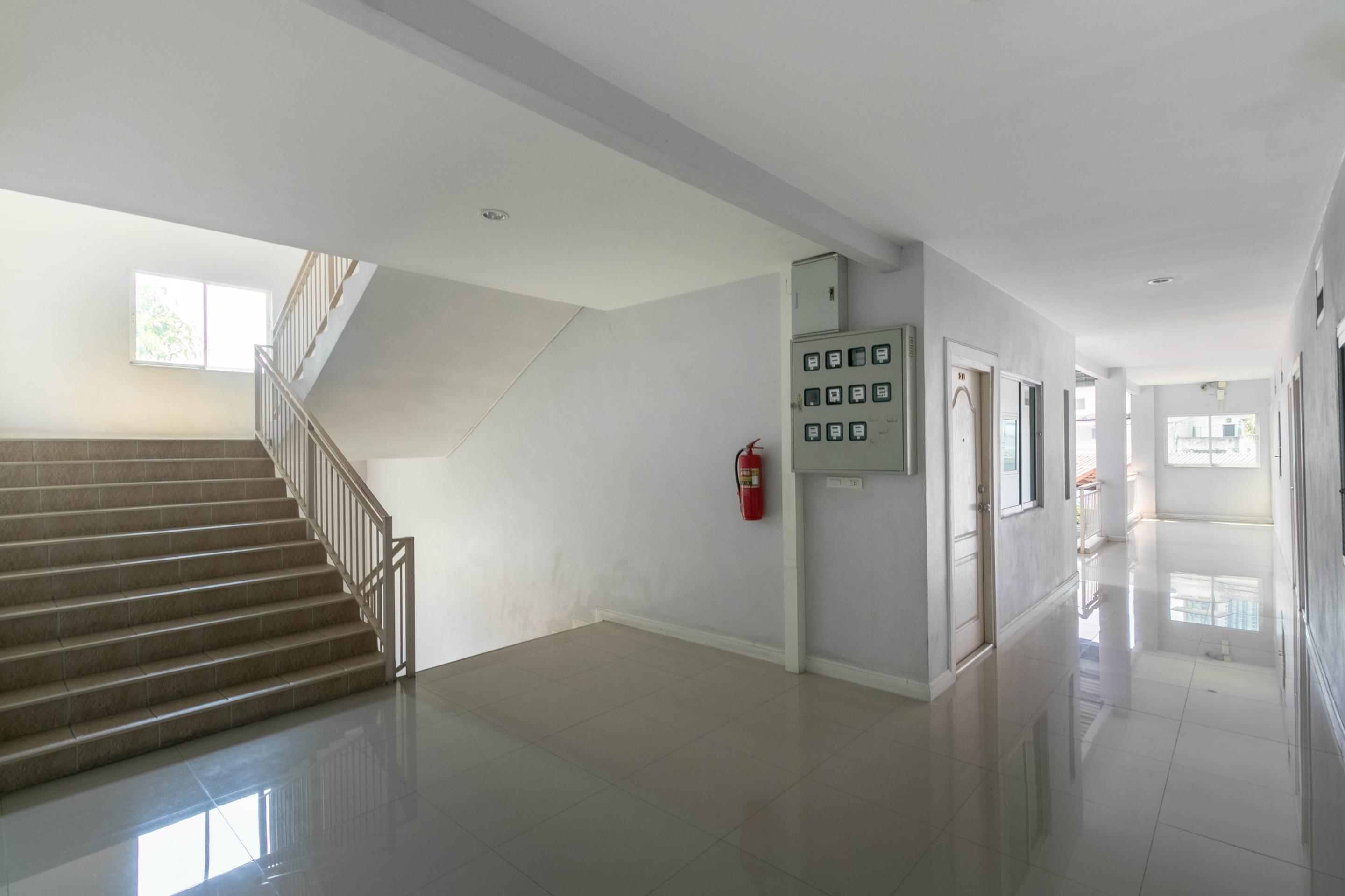 Oyo 75389 Pandora House Hotell Pattaya Eksteriør bilde