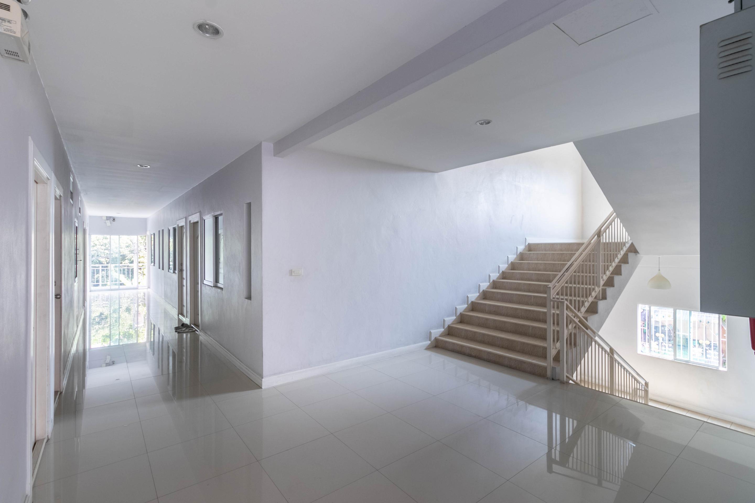 Oyo 75389 Pandora House Hotell Pattaya Eksteriør bilde
