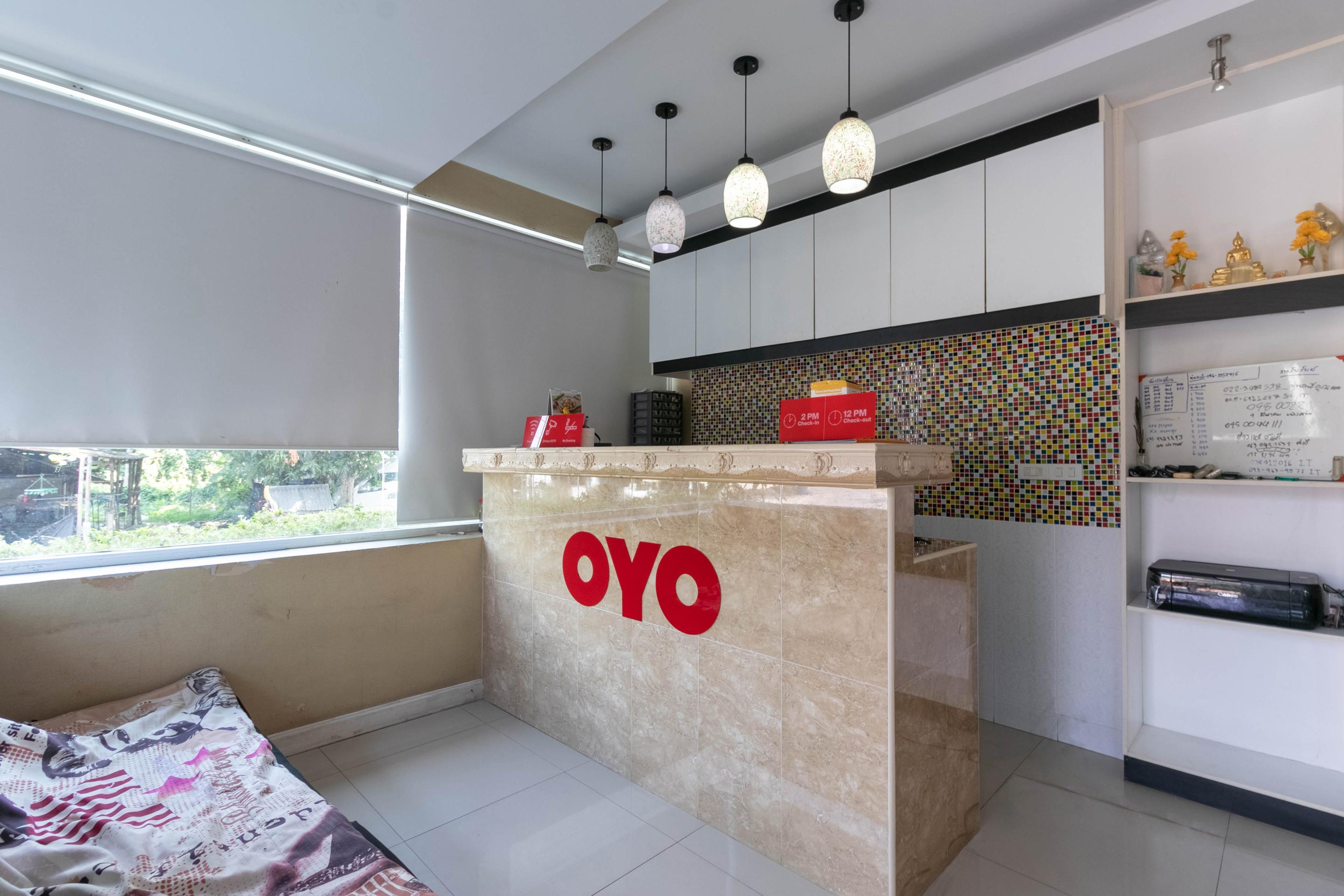 Oyo 75389 Pandora House Hotell Pattaya Eksteriør bilde